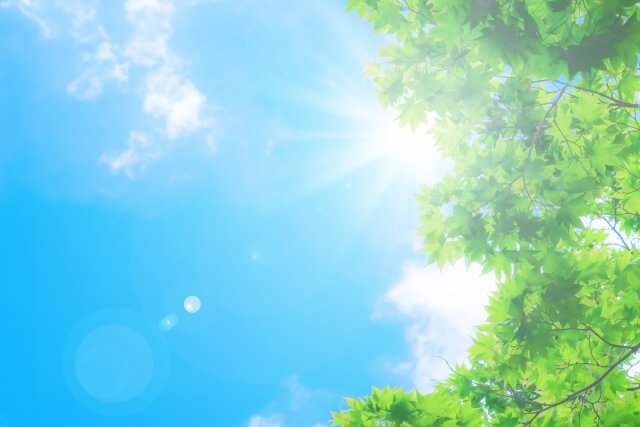 紫外線ケアで日焼けを防ごう！シミ予防に大人気の「美白点滴」もチェック！ のアイキャッチ画像