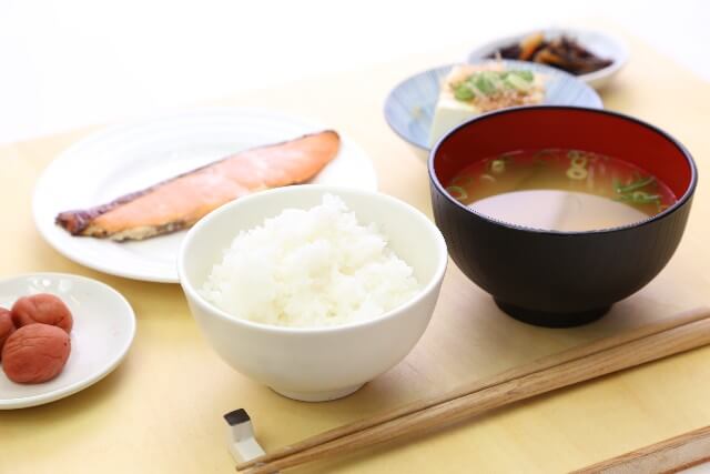 腹八分目ダイエットのコツ② 1日3食を心がける